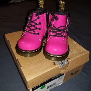 Dr Martens Brookee B hot pink patent leather boot